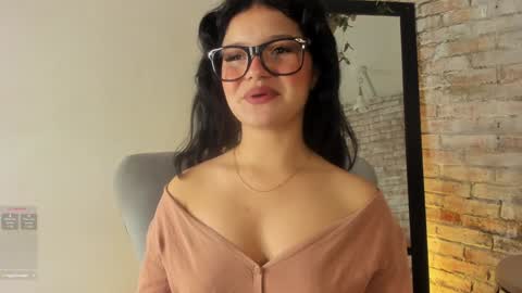 Snapshot of lana_beket_ chatting on January 2025 12:07:01 PM Lana online show from January 2025 12:07:01 PM