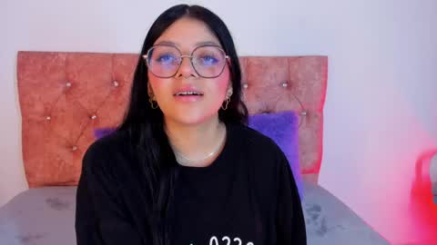 Snapshot of lana_dol chatting on February 2025 11:54:01 AM ... . . ... online show from February 2025 11:54:01 AM