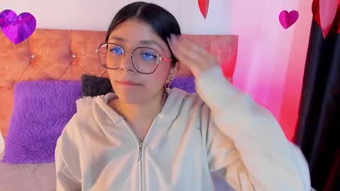 Snapshot of lana_dol chatting on February 2025 06:40:01 PM ... . . ... online show from February 2025 06:40:01 PM