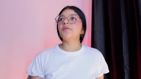 Snapshot of lana_dol chatting on March 2025 12:09:02 PM ... . . ... online show from March 2025 12:09:02 PM