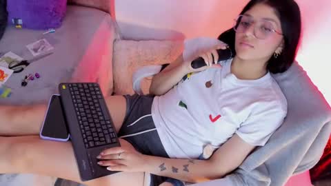 Snapshot of lana_dol chatting on March 2025 03:16:02 PM ... . . ... online show from March 2025 03:16:02 PM