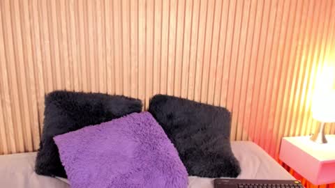 Snapshot of lana_dol chatting on September 2025 12:49:01 PM ... . . ... online show from September 2025 12:49:01 PM