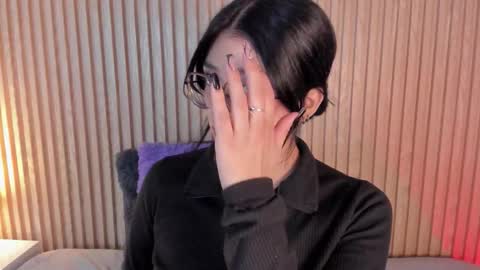 Snapshot of lana_dol chatting on November 2025 01:22:01 PM ... . . ... online show from November 2025 01:22:01 PM