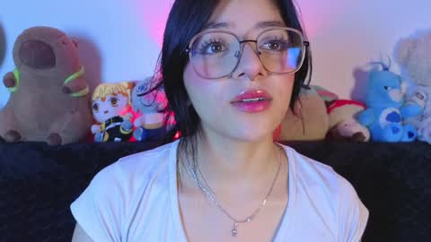 Snapshot of lana_dol chatting on April 2026 05:57:01 PM ... . . ... online show from April 2026 05:57:01 PM