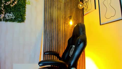 lana_gill online show from March 2026 06:48:01 PM