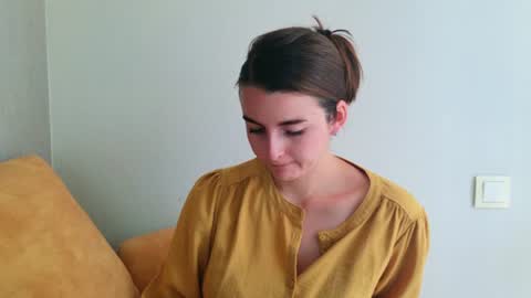 lana_gl online show from July 2026 07:28:01 AM