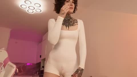 Snapshot of lana_mays chatting on May 2026 03:12:01 AM Eva online show from May 2026 03:12:01 AM