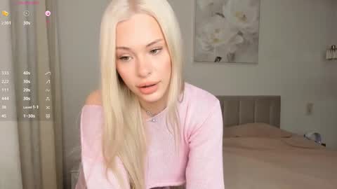 Snapshot of lana_mazy chatting on October 2025 03:51:02 AM Lana online show from October 2025 03:51:02 AM