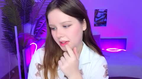 Lana online show from October 2025 01:55:02 AM