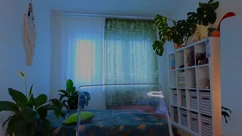 Lana online show from February 2025 12:57:02 PM