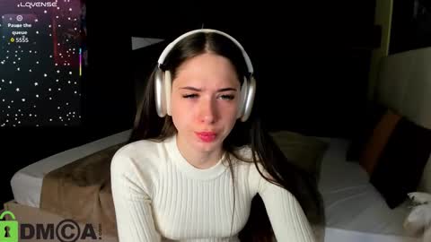 Lana Stones online show from November 2025 12:38:02 AM