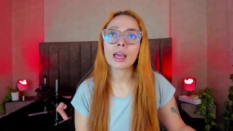 Lana online show from October 2025 05:08:02 AM