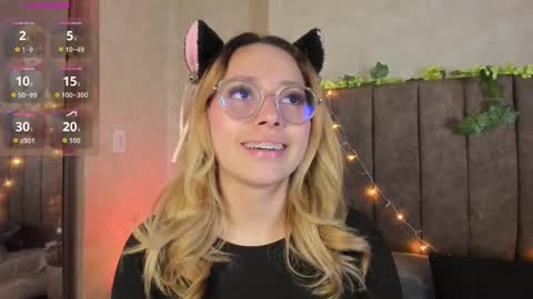 Snapshot of lanaamills chatting on March 2026 05:44:01 AM Lana online show from March 2026 05:44:01 AM