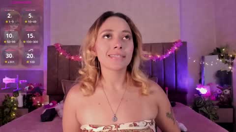 Snapshot of lanaamills chatting on April 2026 04:52:02 AM Lana online show from April 2026 04:52:02 AM