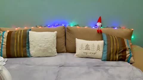 Lana online show from December 2024 09:51:01 PM