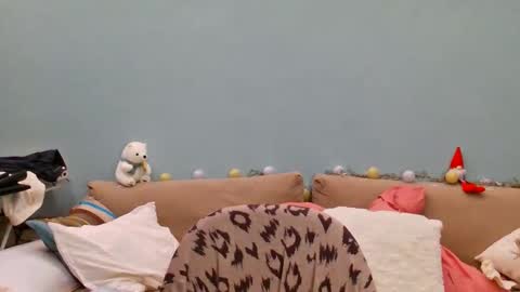 Lana online show from February 2026 07:10:01 PM