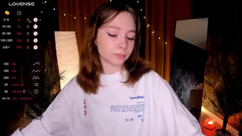 Snapshot of lanablu_ chatting on November 2025 06:19:02 AM Lana online show from November 2025 06:19:02 AM