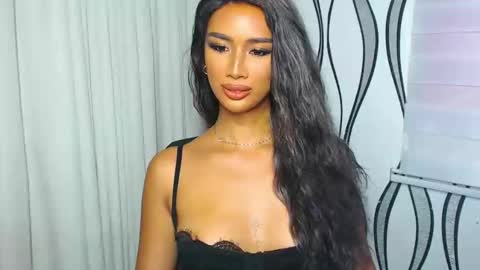 Lana online show from January 2025 01:42:01 AM