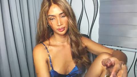 Lana online show from February 2025 03:17:01 PM