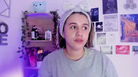 Snapshot of lanaherondale_ chatting on September 2025 08:54:01 PM lanaherondale_ online show from September 2025 08:54:01 PM