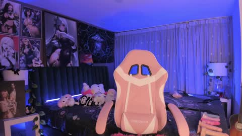 L A N A  online show from January 2025 03:15:01 AM