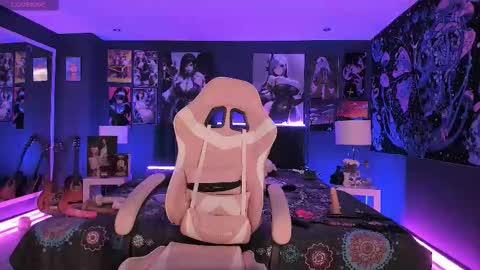 L A N A  online show from September 2025 08:31:02 PM