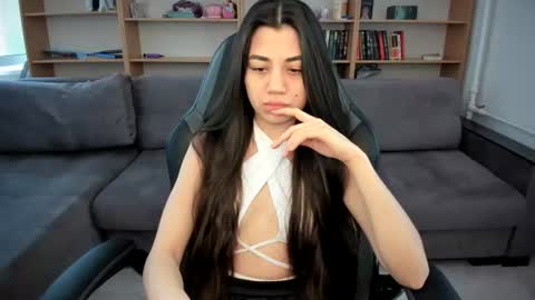 Lana online show from July 2026 02:34:01 PM