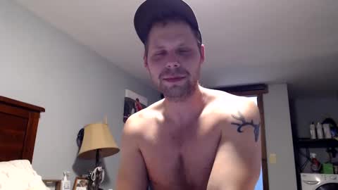 Snapshot of lancehardin chatting on March 2025 12:43:01 AM Lance online show from March 2025 12:43:01 AM