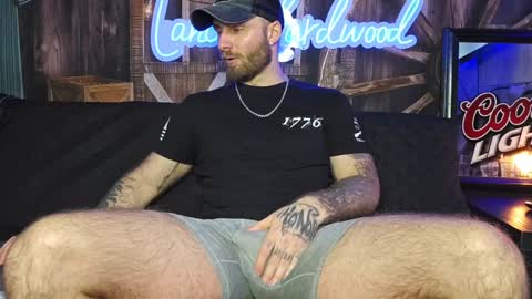 Snapshot of lancehardwood222 chatting on February 2025 01:27:02 AM LANCE online show from February 2025 01:27:02 AM