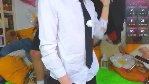 Snapshot of landel_boy chatting on February 2026 01:07:02 PM Lanny online show from February 2026 01:07:02 PM