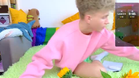 Snapshot of landel_boy chatting on March 2026 08:29:01 AM Lanny online show from March 2026 08:29:01 AM