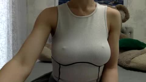 langoria online show from October 2025 12:35:02 PM