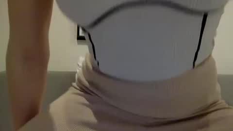 langoria online show from December 2025 10:02:02 AM