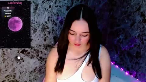 Lanna online show from February 2026 01:39:02 PM