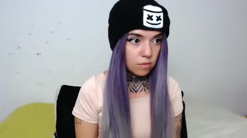 Snapshot of lannie_gonzales chatting on January 2025 11:11:02 PM LANNIE   online show from January 2025 11:11:02 PM