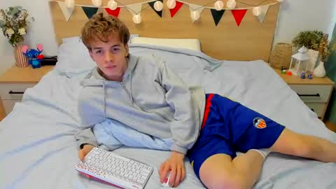 Snapshot of lanny_fandi chatting on February 2025 11:47:02 AM Fandi online show from February 2025 11:47:02 AM