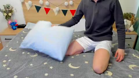 Snapshot of lanny_fandi chatting on March 2025 07:08:02 AM Fandi online show from March 2025 07:08:02 AM