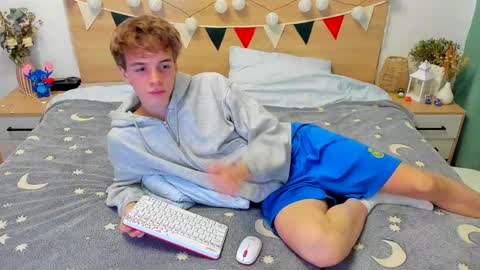 Snapshot of lanny_fandi chatting on March 2025 08:52:02 AM Fandi online show from March 2025 08:52:02 AM