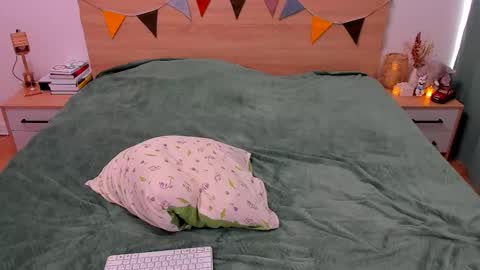 Snapshot of lanny_fandi chatting on September 2025 05:56:01 AM Fandi online show from September 2025 05:56:01 AM