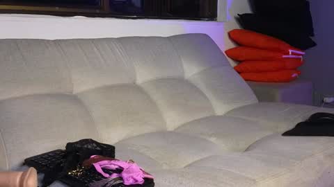 la paisita  online show from December 2024 10:49:01 AM