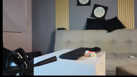 la paisita  online show from December 2024 05:03:01 AM