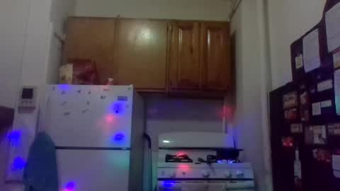 Lapuzzycat201923 online show from February 2025 07:15:02 AM