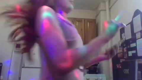 Lapuzzycat201923 online show from February 2025 02:26:02 PM