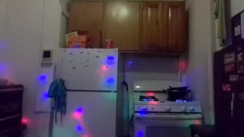 Lapuzzycat201923 online show from February 2025 07:50:02 AM