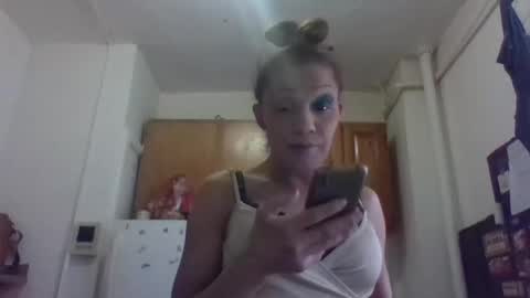 Lapuzzycat201923 online show from February 2025 07:56:01 PM