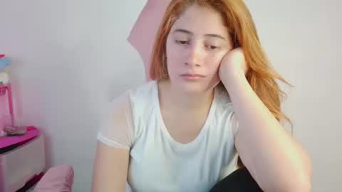 Snapshot of lara_aisha chatting on July 2026 06:22:01 PM LARA online show from July 2026 06:22:01 PM