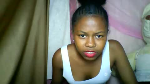 lara_belle online show from May 2026 02:23:01 PM