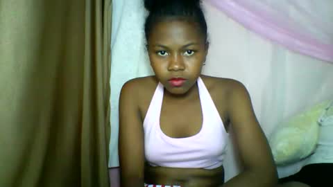 lara_belle online show from May 2026 02:35:02 PM
