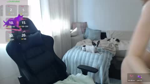 Lara online show from June 2026 03:27:02 PM