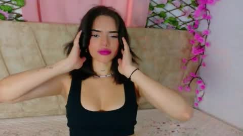 Lara Gill online show from February 2026 08:31:02 PM